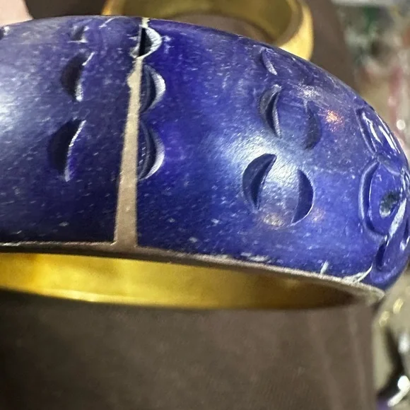 Bone Blue Floral Bangle Bracelet - Picture 6 of 12